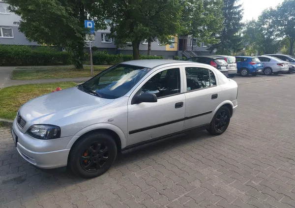 samochody osobowe Opel Astra cena 4100 przebieg: 174900, rok produkcji 2004 z Wągrowiec